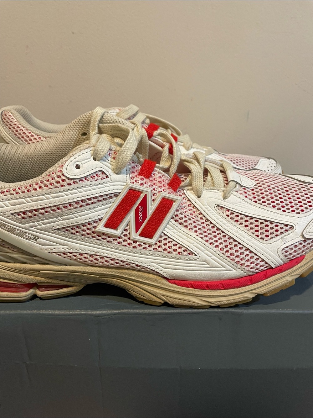 New Balance 1906R Sea Salt True Red